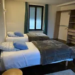 Le Domaine Du Castel Bed & Breakfast Saulzoir