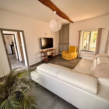 Le Domaine Du Castel 3*