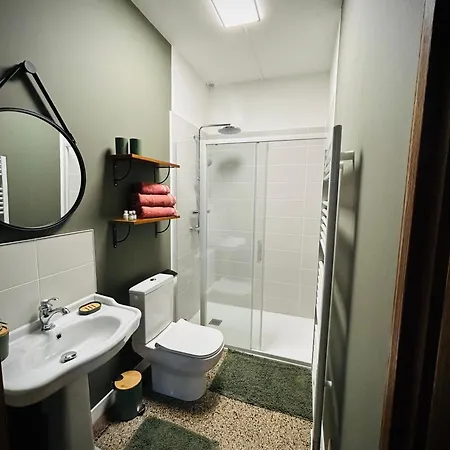 فندق مبيت وإفطار Le Domaine Du Castel 3*