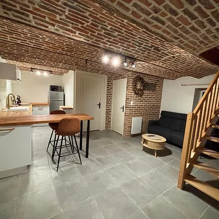 Le Domaine Du Castel فندق مبيت وإفطار